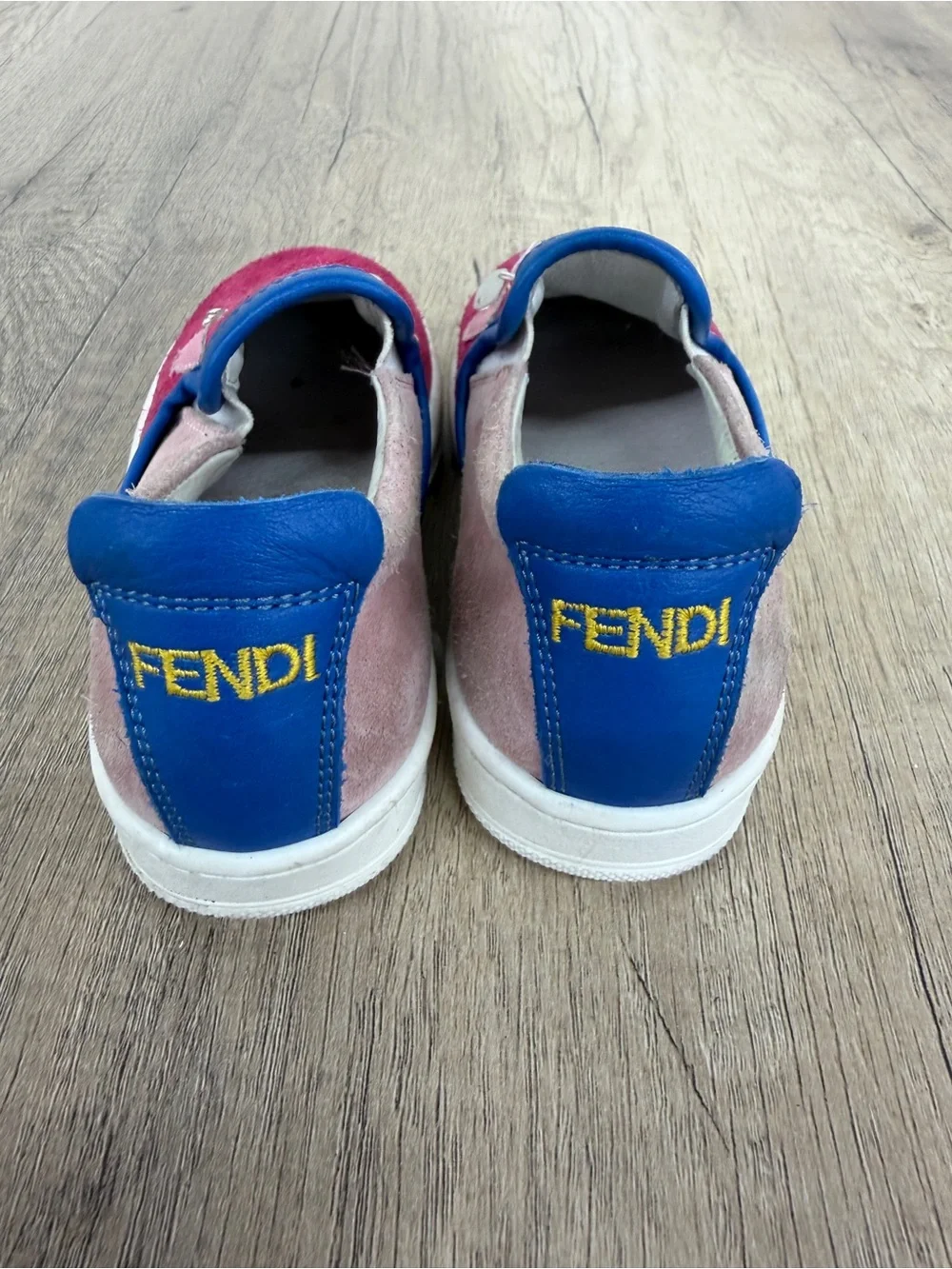 Fendi Kids Magenta & Light Pink Suede Slip-On Sneakers with Blue Trim